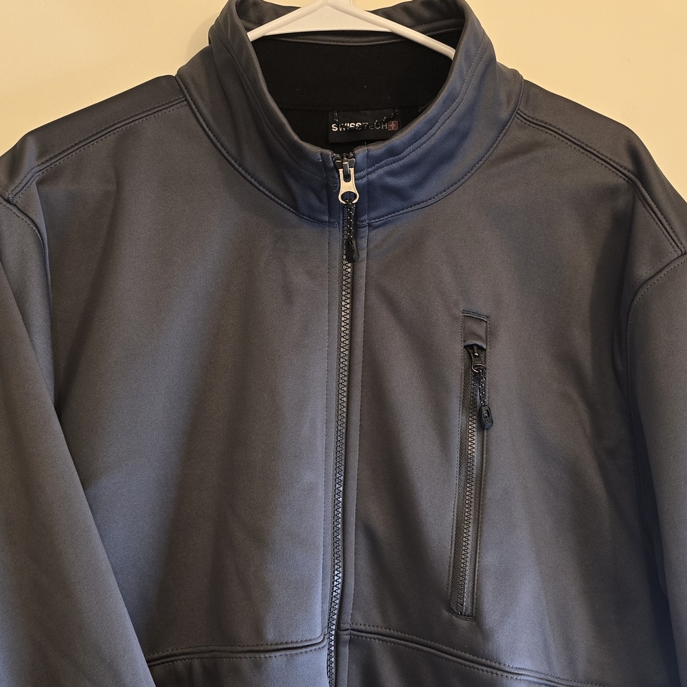 Swiss Tech Men's Dark Gray Performance Jacket